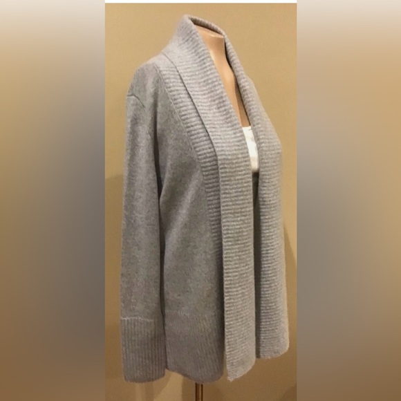 Banana Republic Sweaters - Banana Republic open front long cardigan